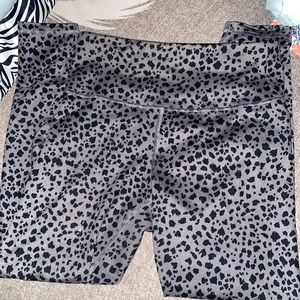Jessica Simpson Active Leggings size medium